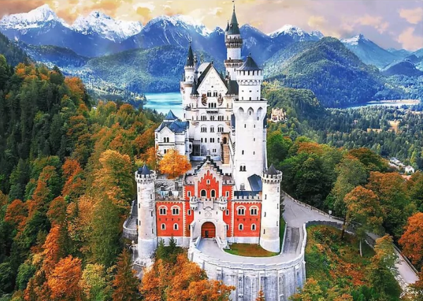 Trefl 10813 - Odyssey - Neuschwanstein kastély, Németország - 1000-db-os Premium Plus puzzle
