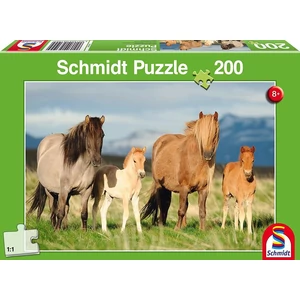 Schmidt 56199 - Family of Horses - 200 db-os puzzle
