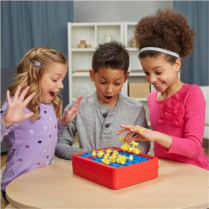 Hasbro - Perfection társasjáték (C0432)